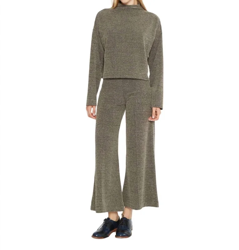 comfortable wide-leg pants -Boucle Cropped Wide Leg Pant In Pebble