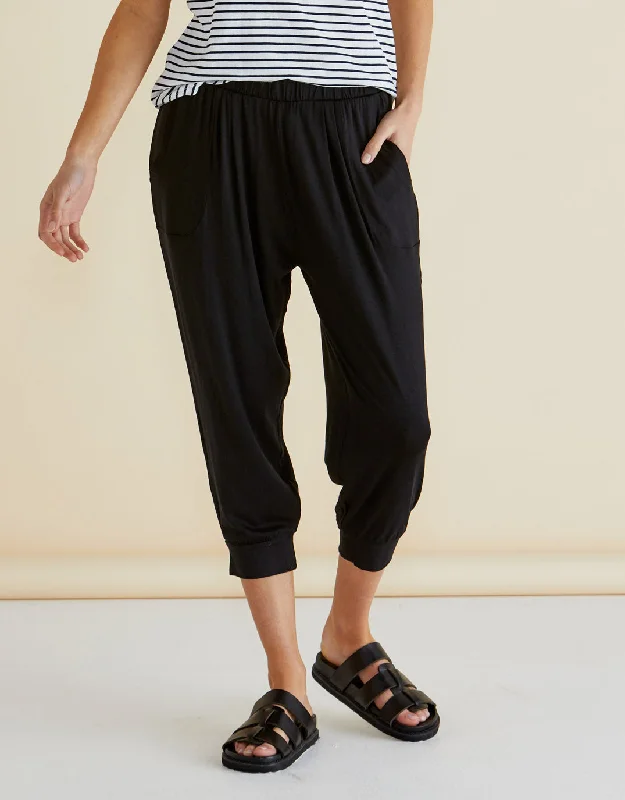 streetwear pants for women -Tokyo 3/4 Pants - Black