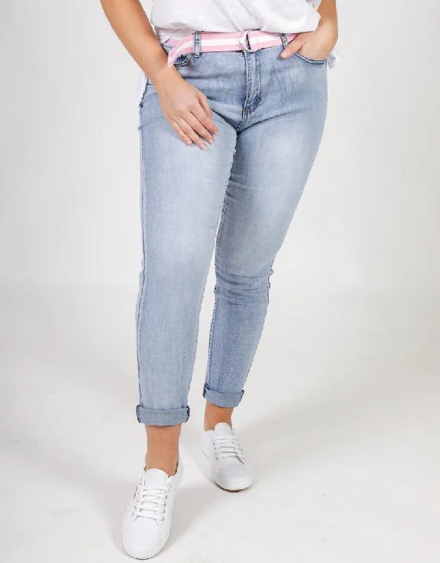 stretchy work pants for women -Plus Size Frayed Slim Fit Jeans - Light Denim