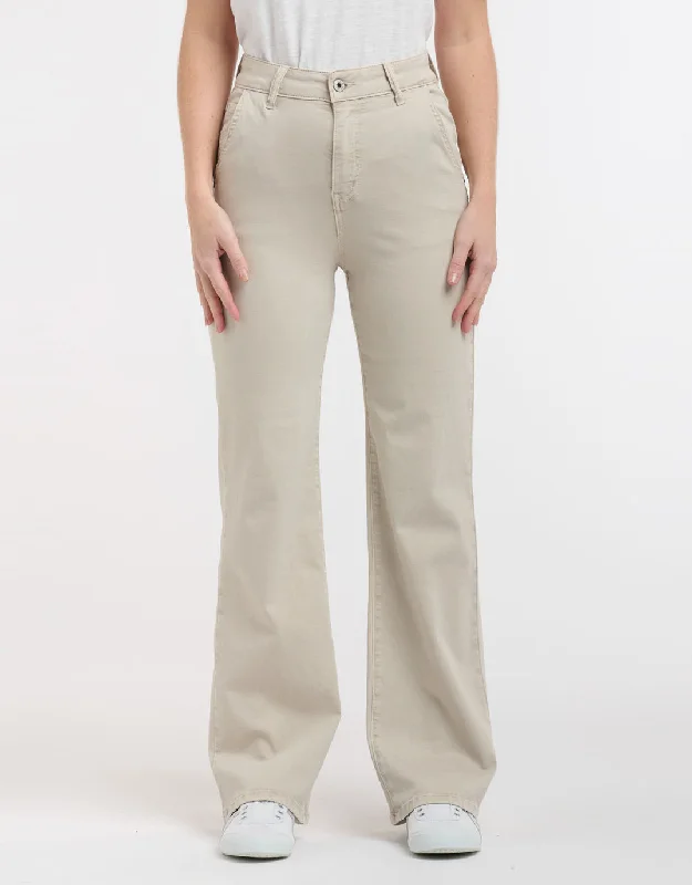 trendy flared trousers for women -Shirley Jeans - Beige